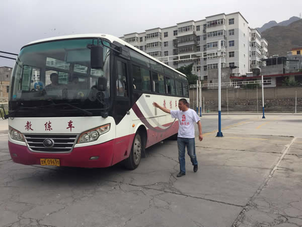 做到兩點(diǎn)，輕松考試，順利拿證